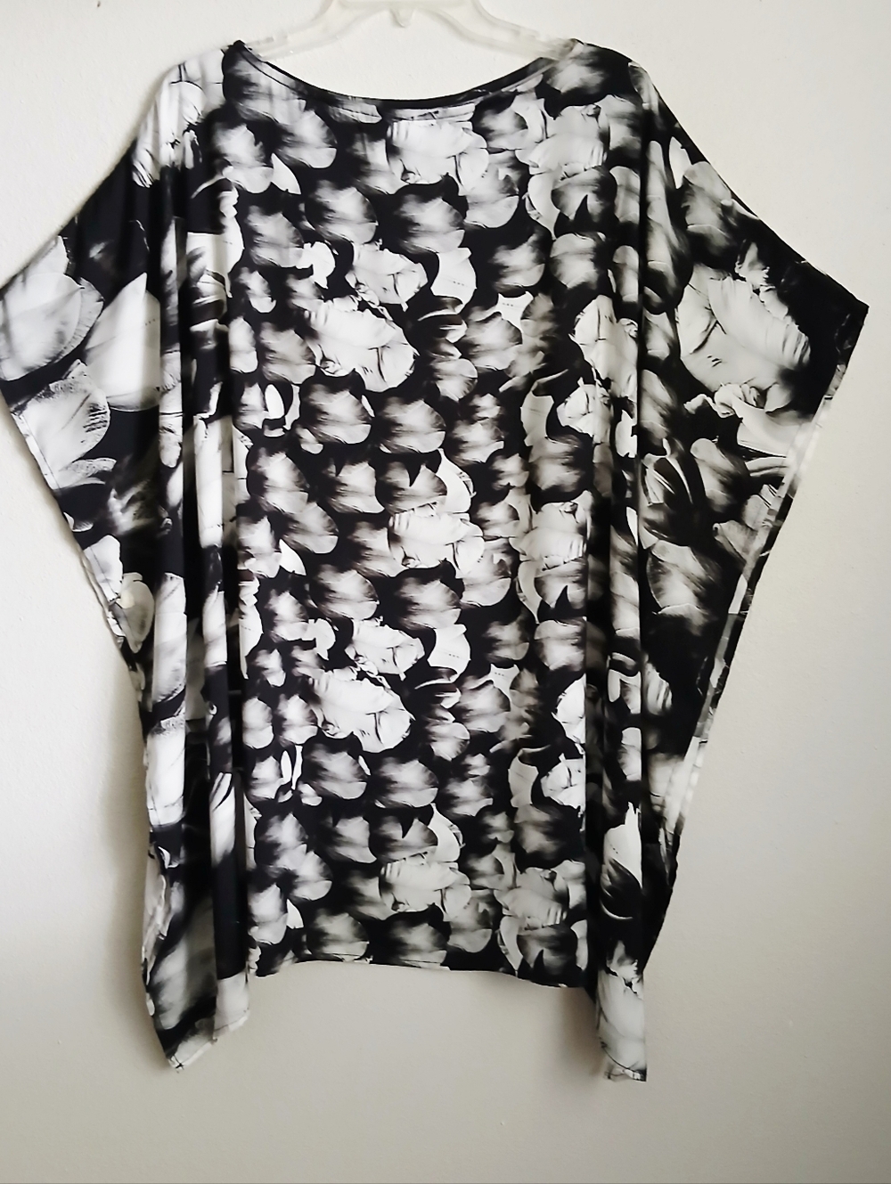bryn Walker Black and White Floral Print Top